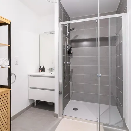 Neuf Et Moderne Au Coeur De L'ile De Апартаменты *