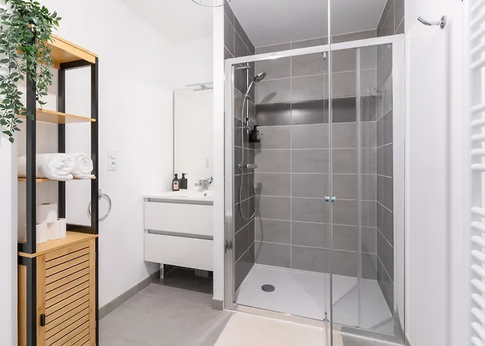 Neuf Et Moderne Au Coeur De L'ile De Apartment *