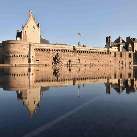 Neuf Et Moderne Au Coeur De L'ile De